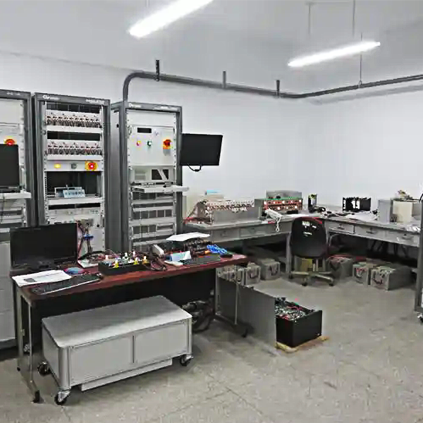 120V/9A 中频电源